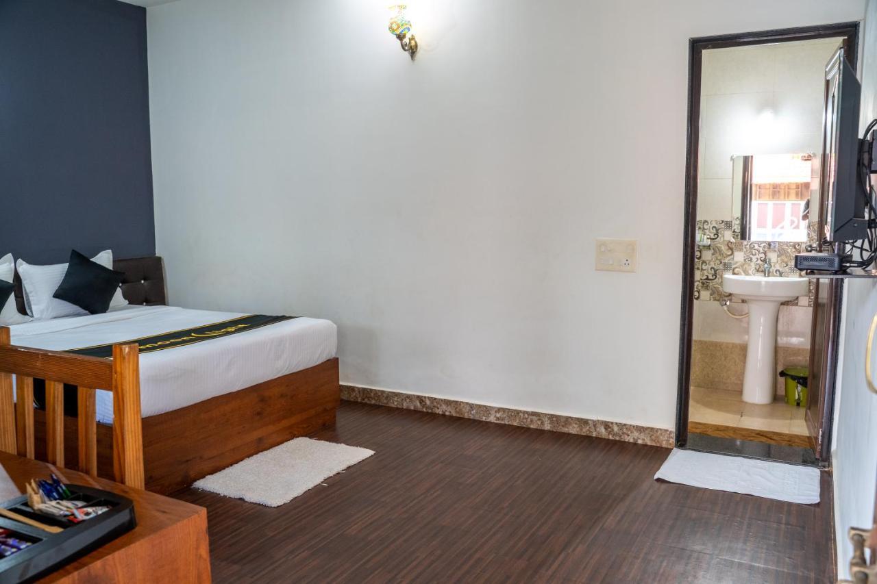 Dhanrains Moonlight Retreat Cottages ปาโลเลม ภายนอก รูปภาพ
